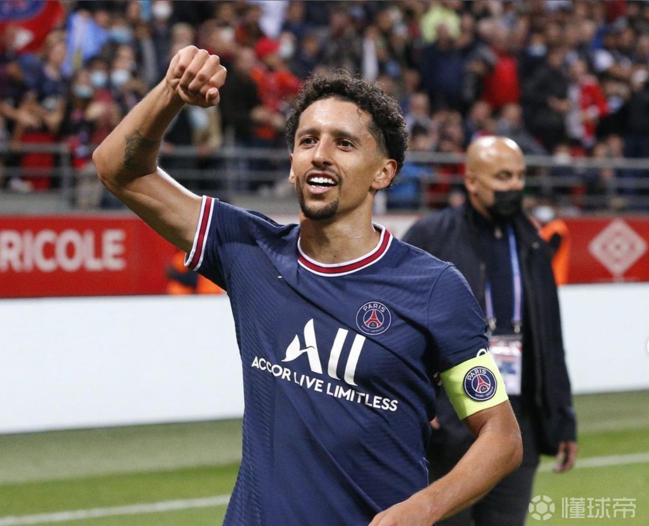 清晨芝加哥公牛迎来里程碑：法甲节点到来，球迷炸锅，赛程密集仍需轮换的简单介绍